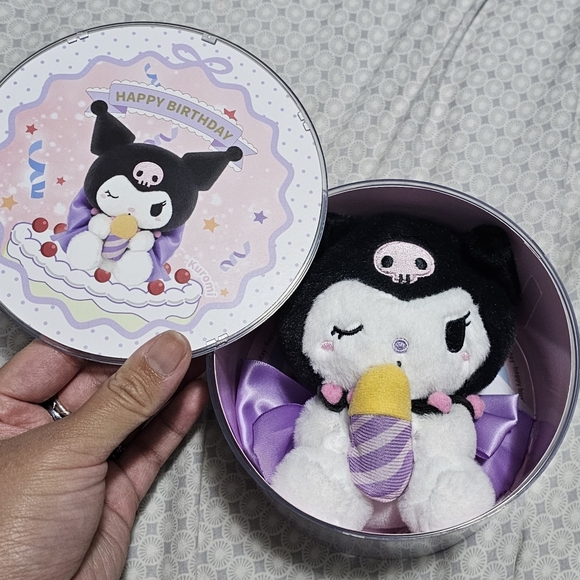 Sanrio Birthday Plush - Picture 1 of 1
